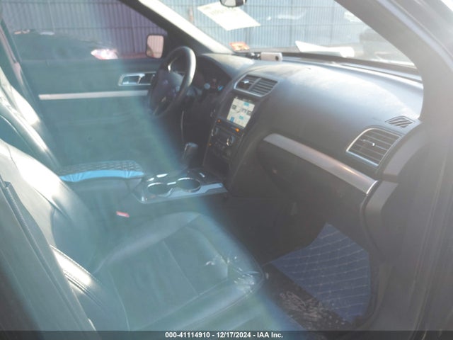 Ford EXPLORER XLT 2017 1FM5K8DH3HGC28569 Image 5