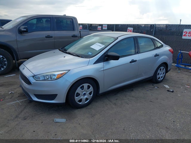 Ford FOCUS S 2016 1FADP3E24GL344101 Image 2