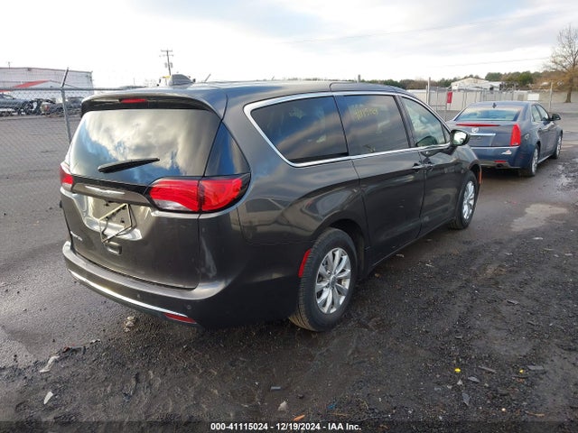 Chrysler Pacifica Touring Plus 2019 2C4RC1FG2KR652815 Image 4