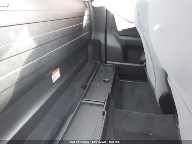 5TFRX5GN3HX082150 Toyota Tacoma Sr