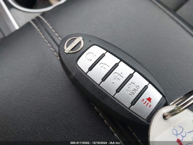1N4BL4EW5PN300947 Nissan Altima Sl Intelligent Awd