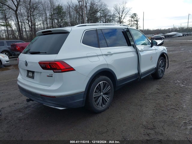 3VV2B7AX8JM165592 Volkswagen Tiguan 2.0t Se/2.0t Sel