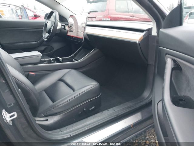 5YJ3E1EB1KF510277 Tesla Model 3 Long Range/performance