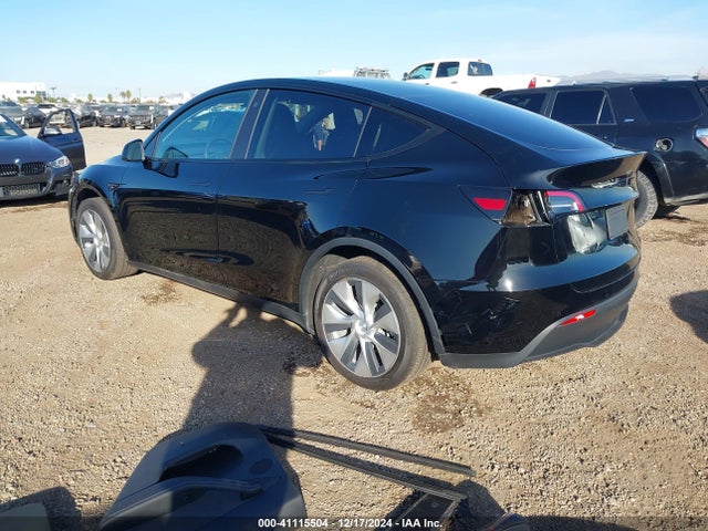7SAYGDEE0NF365168 Tesla Model Y