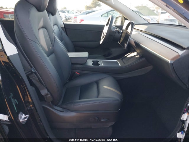 7SAYGDEE0NF365168 Tesla Model Y