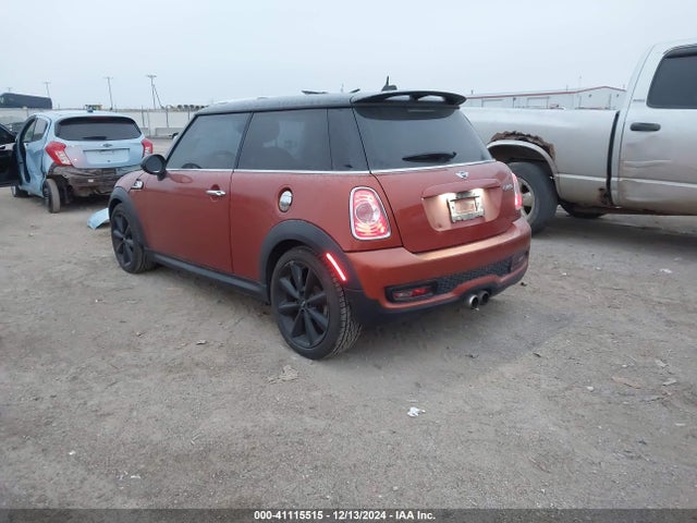 2013 MINI HARDTOP WMWSV3C50DT390537 Photo 2