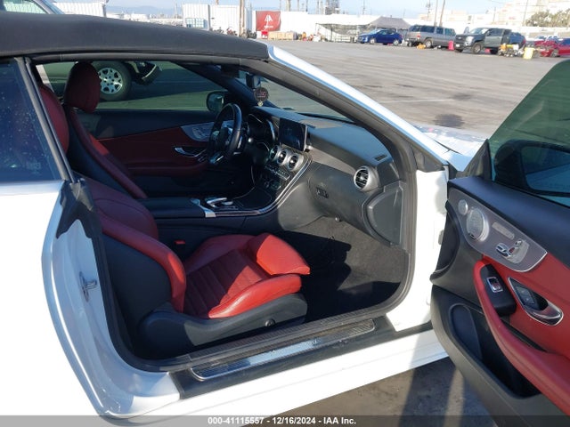 Mercedes-Benz C 300 2019 WDDWK8DB5KF827495 Image 5