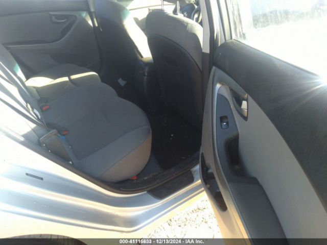 5NPDH4AE9GH752692 Hyundai ELANTRA SE