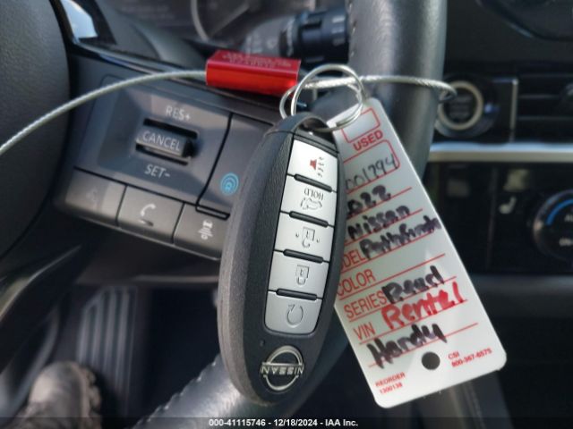 5N1DR3CC3NC265656 Nissan Pathfinder Sl 4wd