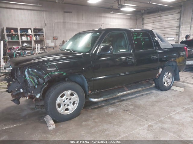 2005 CHEVROLET AVALANCHE 3GNEK12Z45G140368 Photo 1