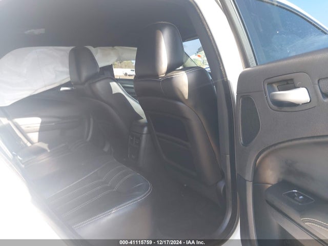 2C3CCABG1FH903853 Chrysler 300 300s