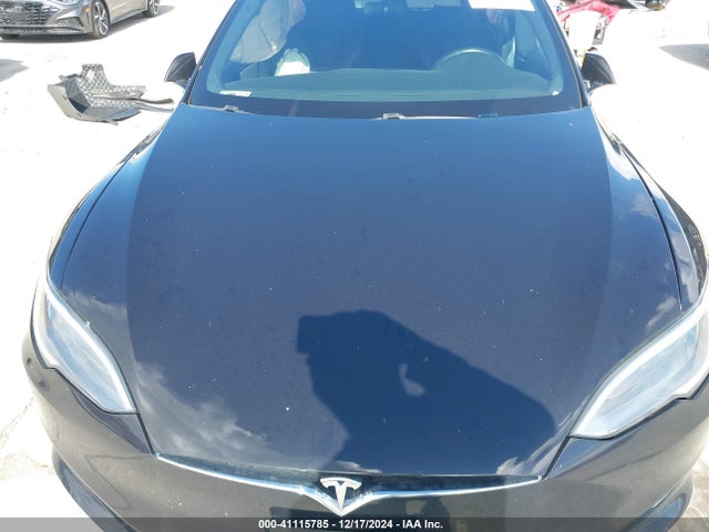 2018 TESLA MODEL S 5YJSA1E25JF268230 Photo 9
