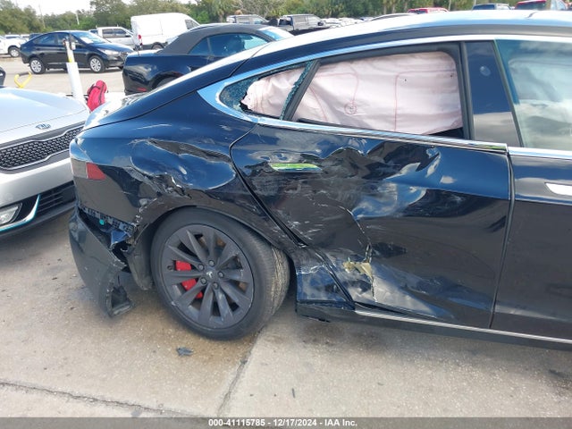 2018 TESLA MODEL S 5YJSA1E25JF268230 Photo 5