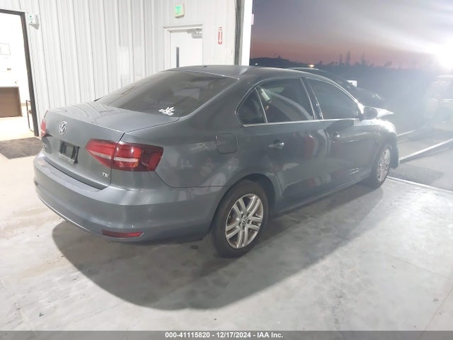 3VW2B7AJ8HM341820 Volkswagen Jetta 1.4t S