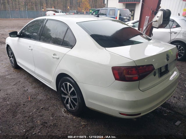 3VWD67AJ2GM238615 Volkswagen Jetta 1.4t Se