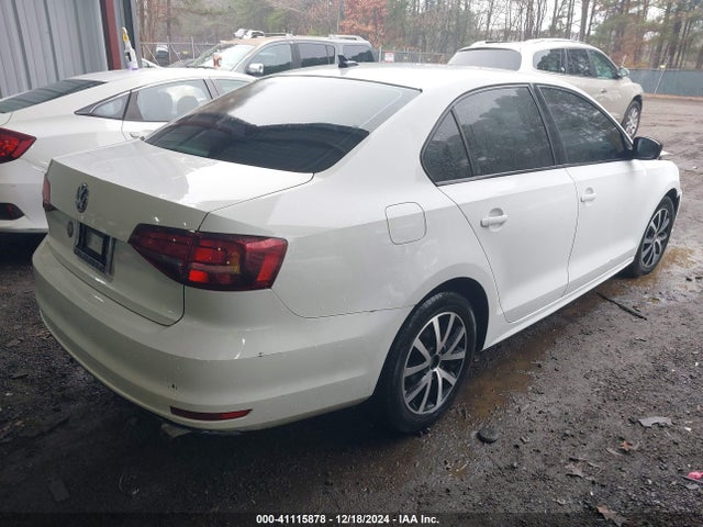 3VWD67AJ2GM238615 Volkswagen Jetta 1.4t Se