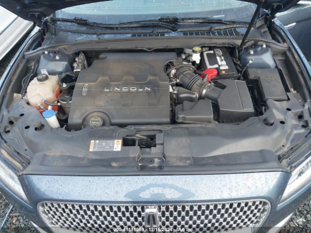 1LN6L9SK7J5615052 Lincoln Continental Select