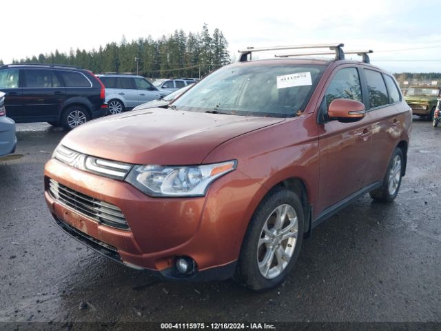 JA4AZ3A36EZ008444 Mitsubishi Outlander Se