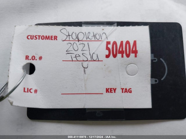 2021 TESLA MODEL Y 5YJYGDEE8MF101028 Photo 10