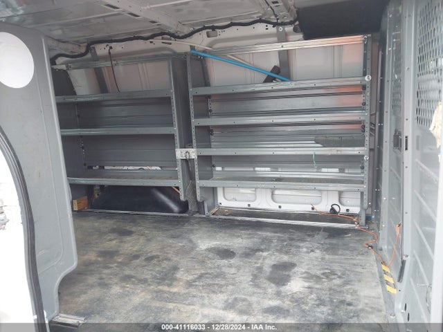 Ford Transit-250 2016 1FTYR1YM6GKB17053 Image 8