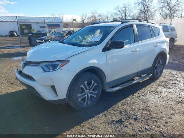 JTMBFREV5HJ135125 Toyota RAV4 LE