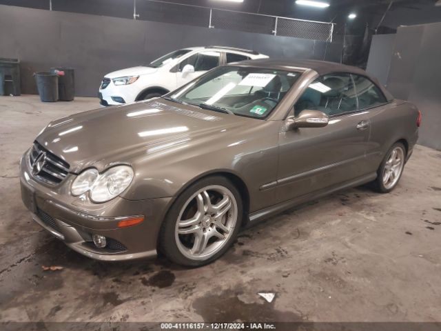 2008 MERCEDES-BENZ CLK 550 WDBTK72F18T090933 Photo 1