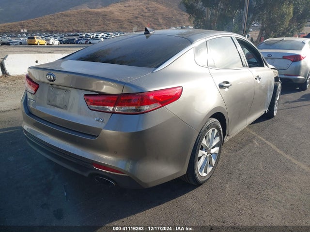 KIA OPTIMA EX 2016 5XXGU4L37GG034350 Image 4