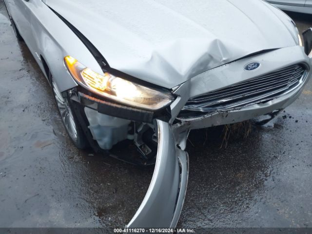 3FA6P0RU3ER350831 Ford Fusion Hybrid Titanium
