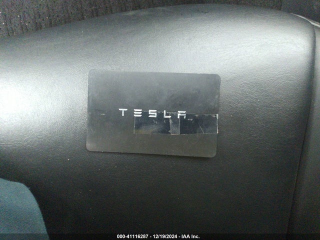 2021 TESLA MODEL Y 5YJYGDEE2MF191003 Photo 10