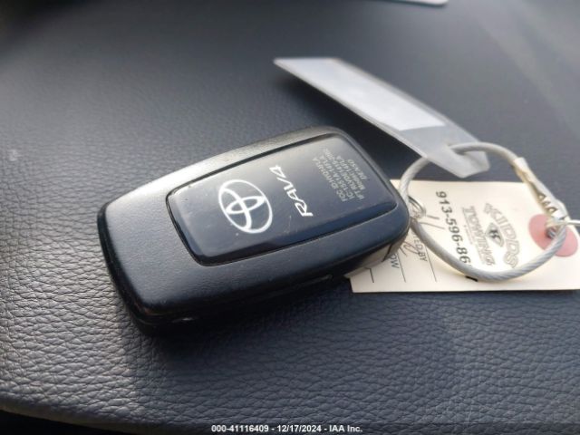 2T3J1RFV4RW460747 Toyota Rav4 Adventure