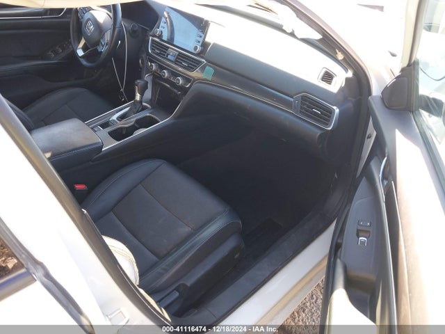 Honda l15be 2018 1HGCV1F30JA259686 Image 21
