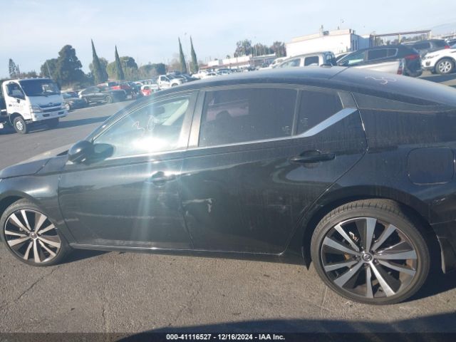 1N4BL4CV5NN333468 Nissan Altima Sr Fwd