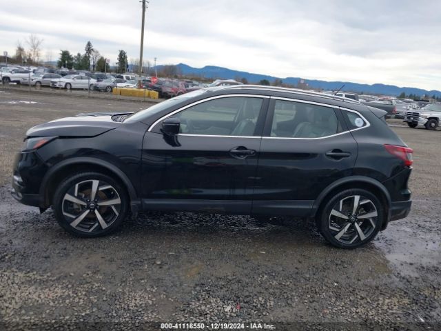 JN1BJ1CV0MW561307 Nissan Rogue Sport Sl Fwd Xtronic Cvt