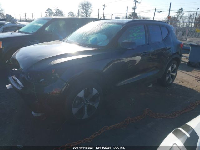 YV4L12UK2R2296509 Volvo Xc40 B5 Core Dark Theme