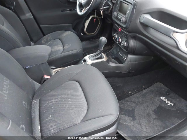 Jeep Renegade Latitude 2015 ZACCJABT0FPB83667 Image 5
