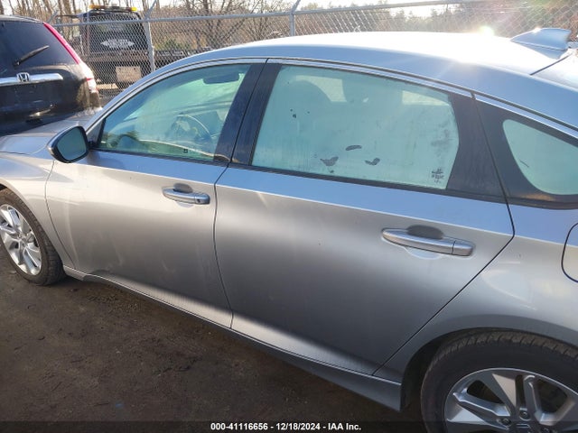 1HGCV1F19KA174040 Honda ACCORD LX
