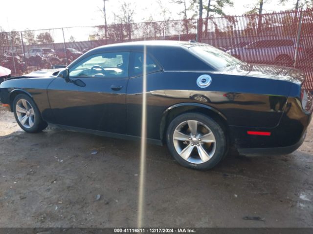 2C3CDZAG2FH715193 Dodge Challenger Sxt