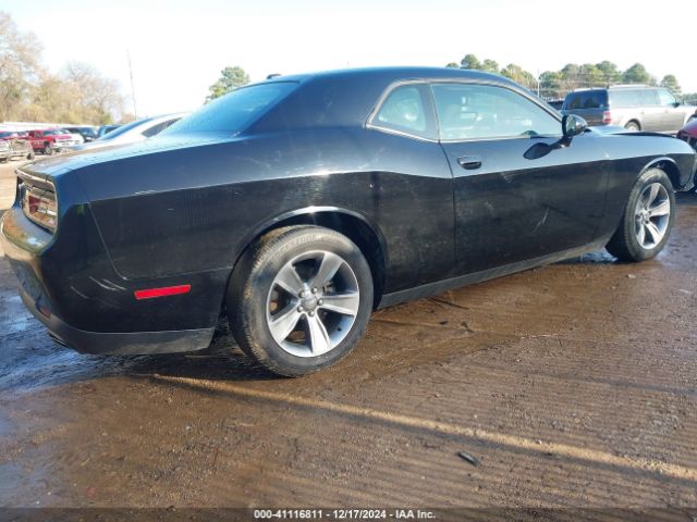 2C3CDZAG2FH715193 Dodge Challenger Sxt