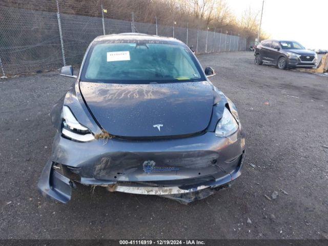 5YJ3E1EA2JF028231 Tesla MODEL 3
