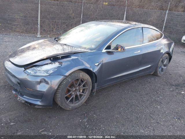 5YJ3E1EA2JF028231 Tesla MODEL 3