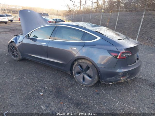 5YJ3E1EA2JF028231 Tesla MODEL 3