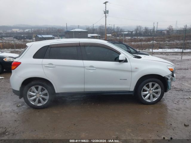 4A4AR3AW8FE058196 Mitsubishi Outlander Sport Es
