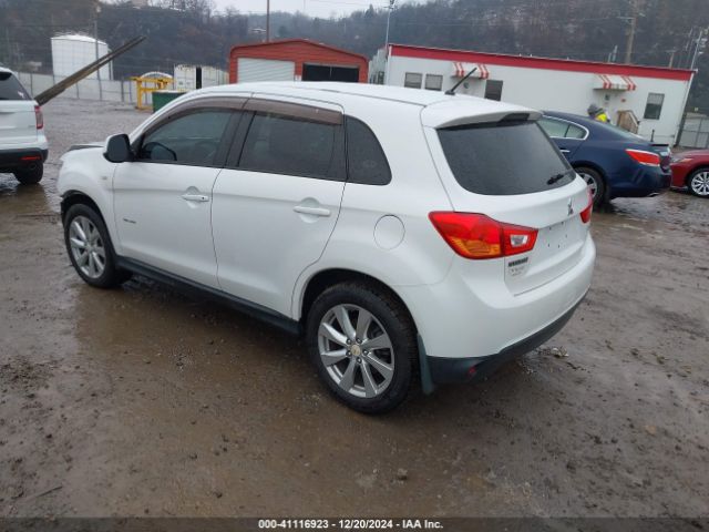 4A4AR3AW8FE058196 Mitsubishi Outlander Sport Es