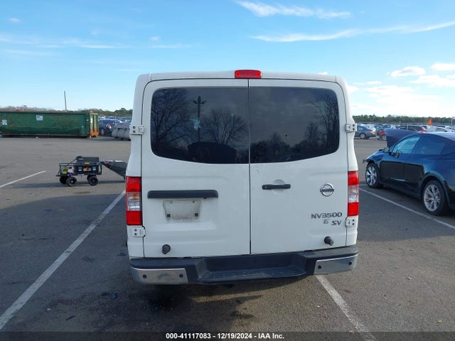 5BZBF0AA2JN853115 Nissan Nv Passenger Nv3500 Hd Sv V6