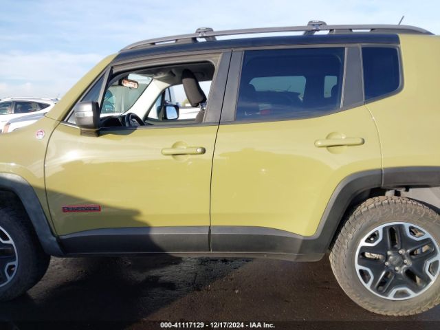 ZACCJBCT0FPB76299 Jeep Renegade Trailhawk