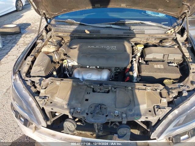 Chrysler 200 Limited 2015 1C3CCCAB1FN685633 Image 10