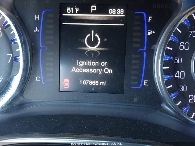 Chrysler 200 Limited 2015 1C3CCCAB1FN685633 Image 16
