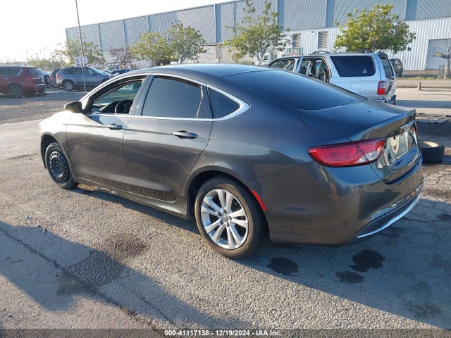 Chrysler 200 Limited 2015 1C3CCCAB1FN685633 Image 3