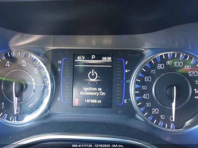 Chrysler 200 Limited 2015 1C3CCCAB1FN685633 Image 7