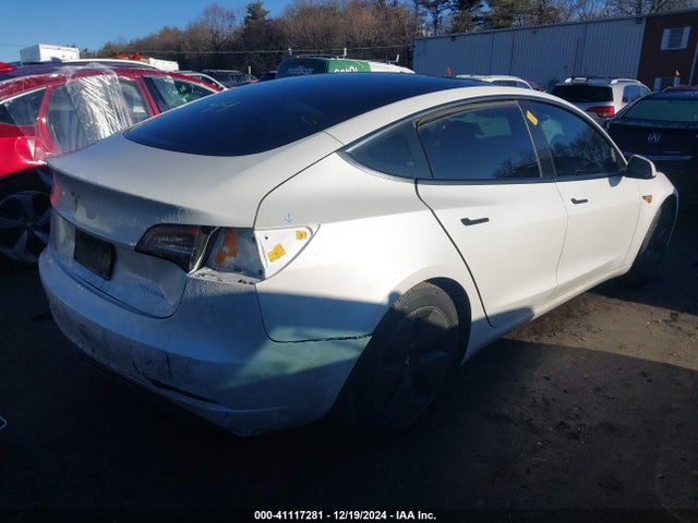 2021 TESLA MODEL 3 5YJ3E1EB8MF938026 Photo 3